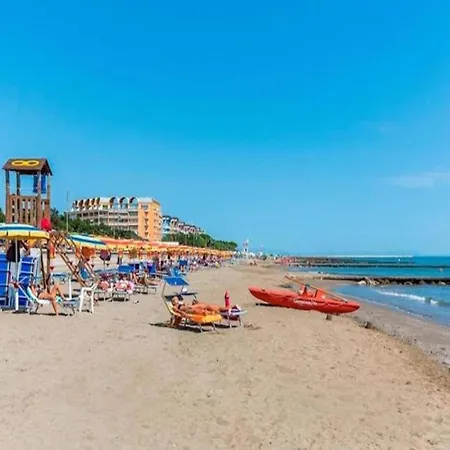 In Caorle With Balcony Appartamento La Fagiana